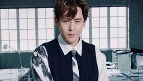 爆料尼坤女朋友是谁啊视频,神秘美女引热议